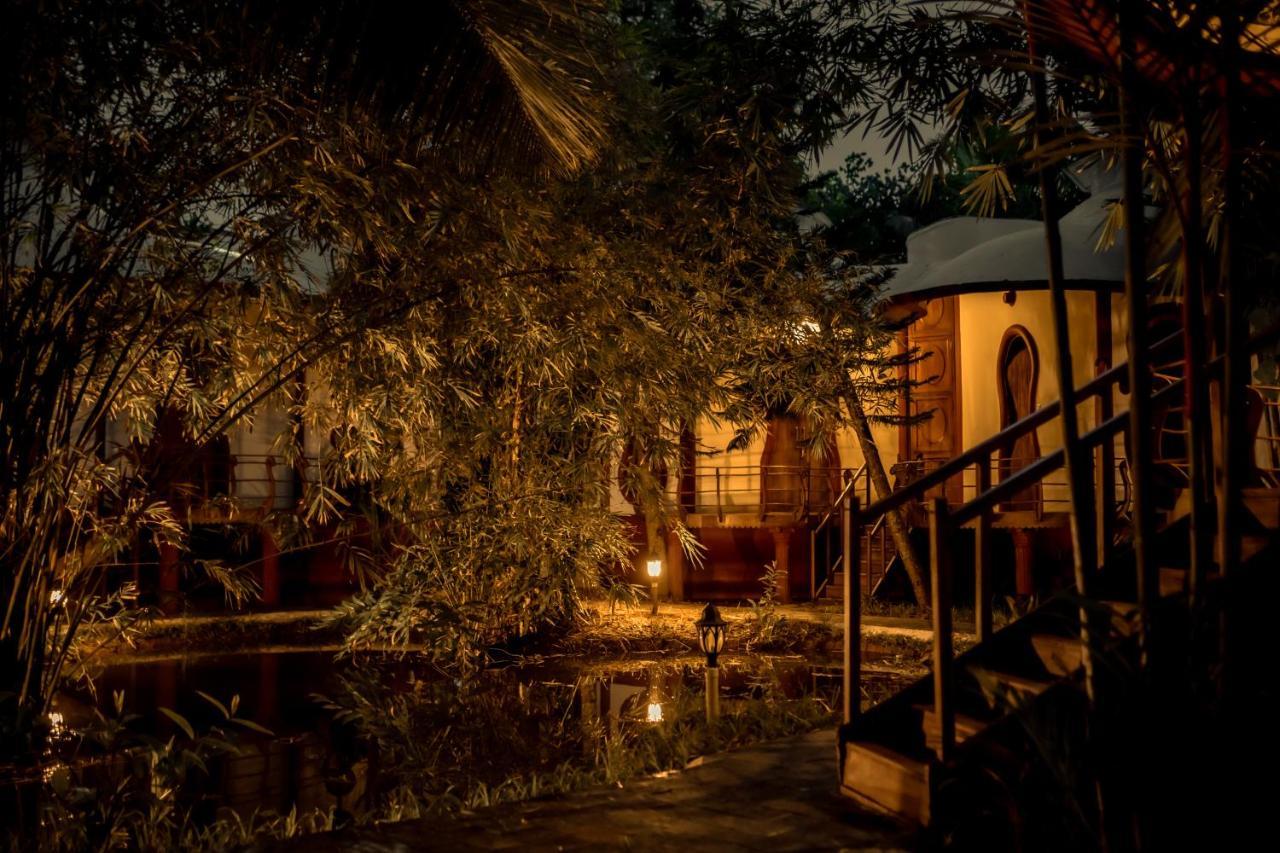 Eden Garden By Cliff Way Hotel Varkala Kültér fotó